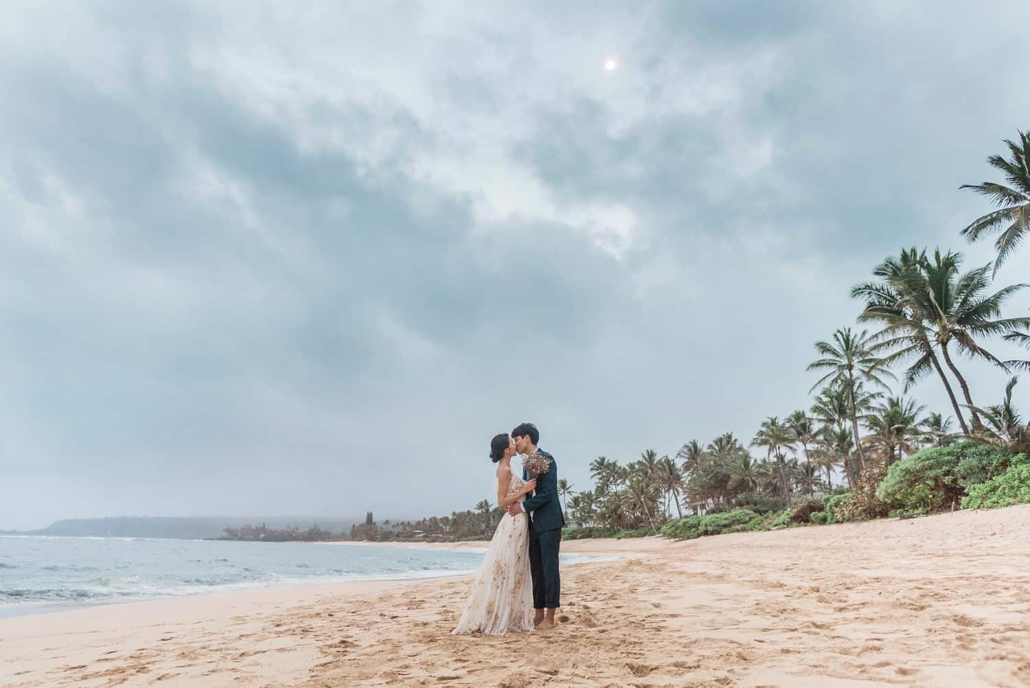 oahu wedding photographer