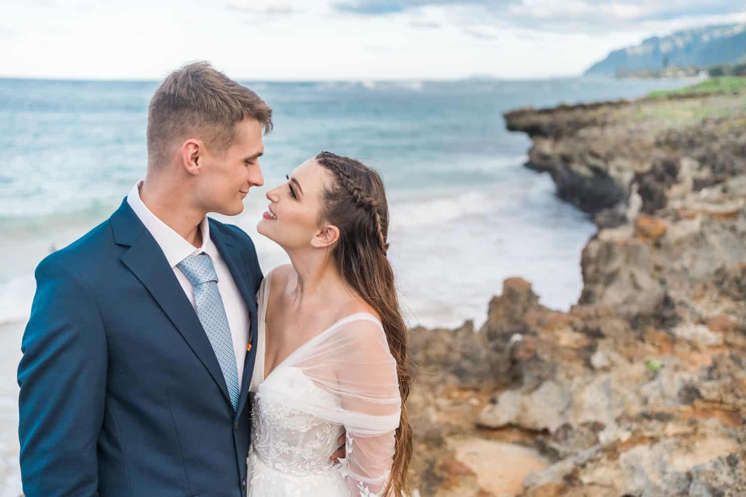 hawaii elopement photographer laie