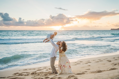 Oahu Sunrise Family Photography - Bellows Beach - Rae Marshall Photography