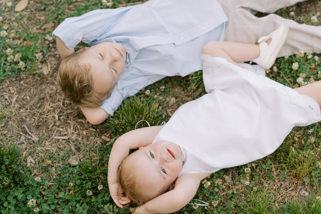 historic oak view county park family photoshoot in raleigh with photographer Rae Marshall